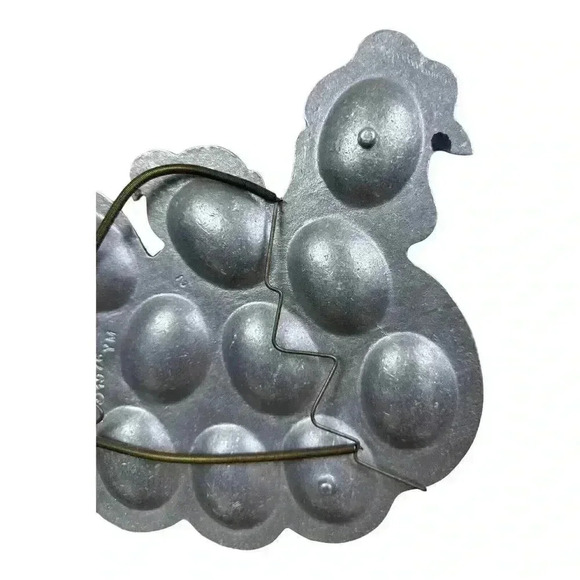 York Metal Crafters Chicken Hen Shaped Deviled Egg Dozen Holder VINTAGE 1976 - Picture 4 of 7